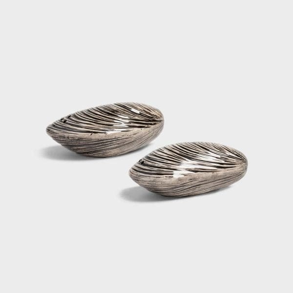 Klevering Mussel Salt and Pepper Set (2 pieces)
